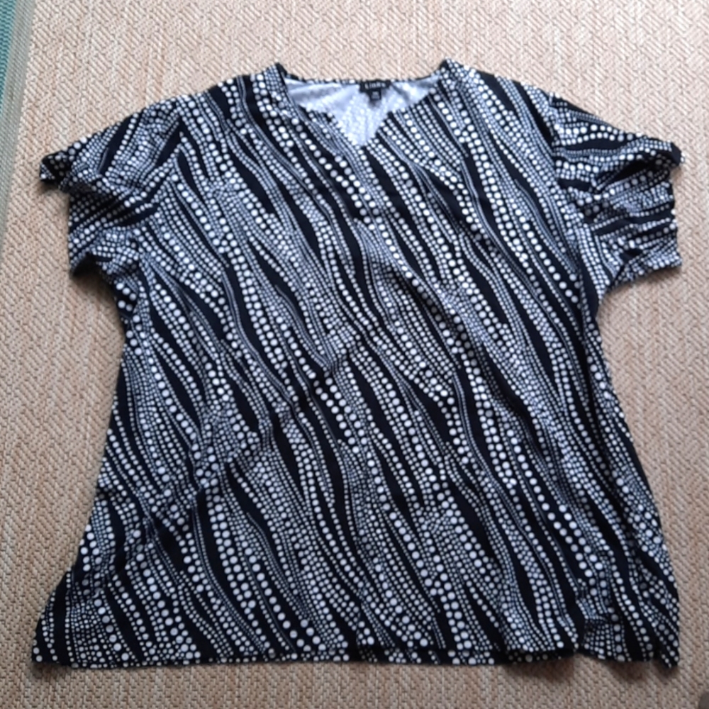 Plus size 3x Tunic Length Top T-shirt